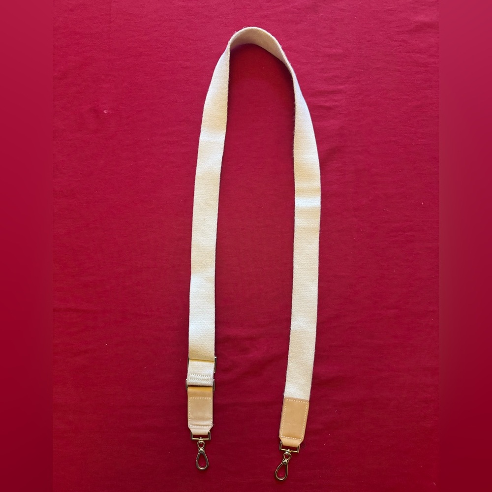 India Hicks adjustable Crossbody/Shoulder Strap for Handbags.